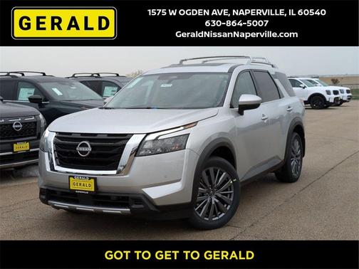 2025 Nissan Pathfinder SL