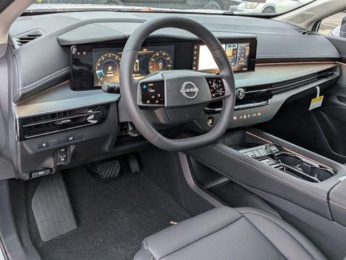 Everest White P 2026 Nissan Murano SL