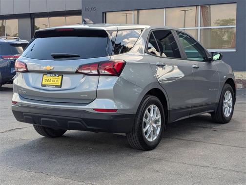 2023 Chevrolet Equinox LS