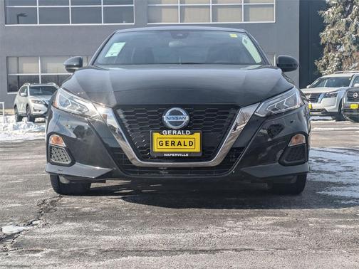 2022 Nissan Altima 2.5 SR