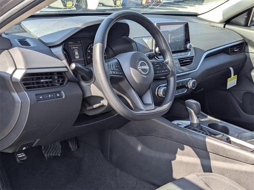 2025 Nissan Altima S