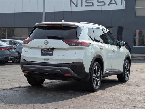 2023 Nissan Rogue SL