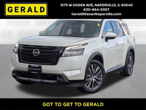 2022 Nissan Pathfinder SL