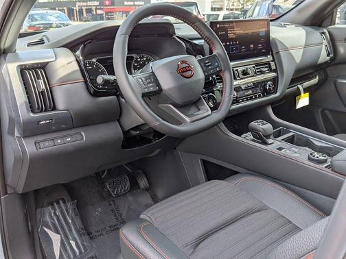 Everest White 2026 Nissan Pathfinder Rock Creek