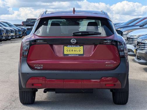 2025 Nissan Kicks SV