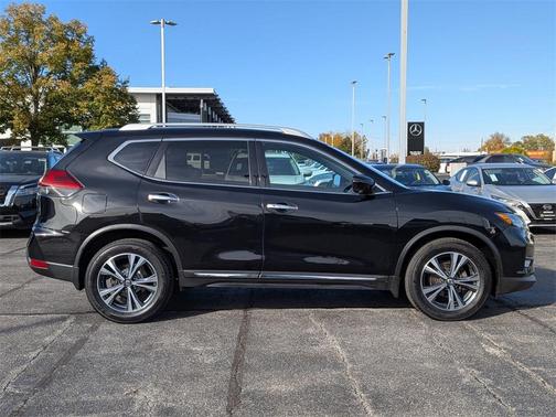 2017 Nissan Rogue SL