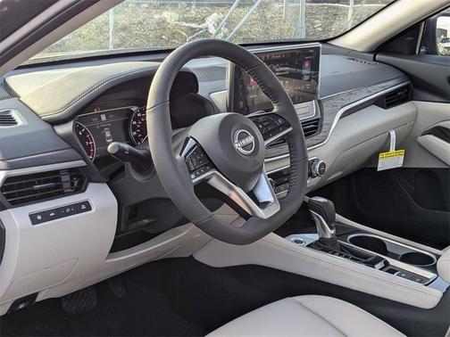 2025 Nissan Altima SL