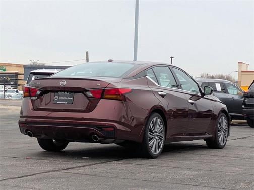 2024 Nissan Altima 2.5 SL