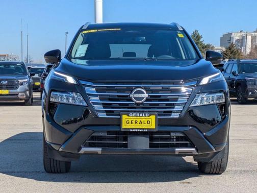 Black 2025 Nissan Rogue Platinum
