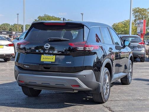 2023 Nissan Rogue S