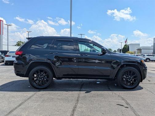 2019 Jeep Grand Cherokee Altitude