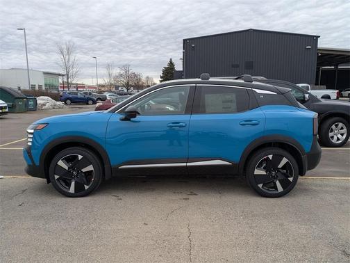 2026 Nissan Kicks SR