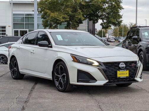 2024 Nissan Altima 2.5 SR