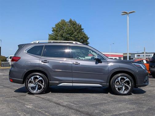 2022 Subaru Forester Touring