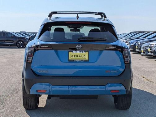 2026 Nissan Kicks SR