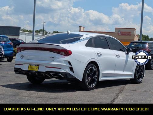 2022 Kia K5 GT-Line