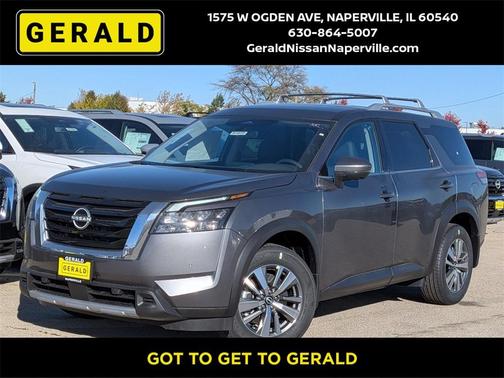 2025 Nissan Pathfinder SL