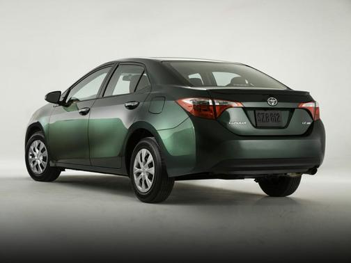 Super White 2014 Toyota Corolla LE
