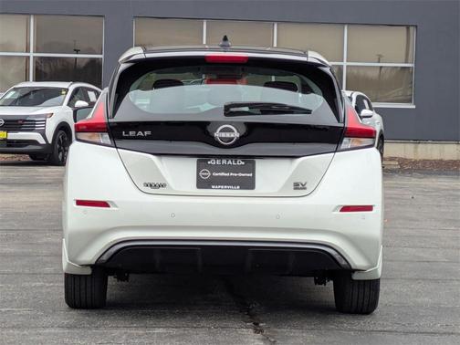 2023 Nissan Leaf SV PLUS