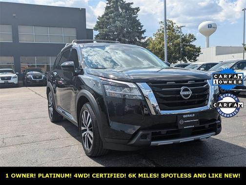 2024 Nissan Pathfinder Platinum