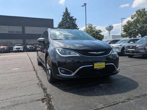 2017 Chrysler Pacifica Limited