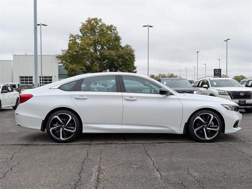 2022 Honda Accord Sport SE