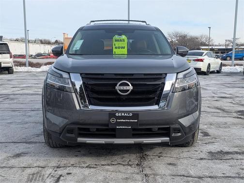 2024 Nissan Pathfinder Platinum