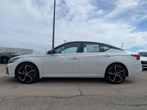 White 2026 Nissan Altima 2.5 SR