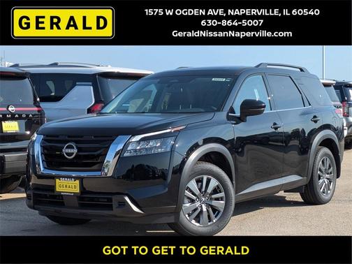 2025 Nissan Pathfinder SV