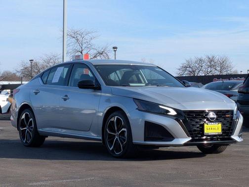2024 Nissan Altima 2.5 SR