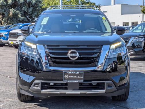2024 Nissan Pathfinder Platinum