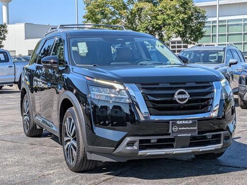 2024 Nissan Pathfinder Platinum