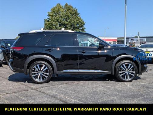 2024 Nissan Pathfinder Platinum