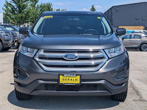 Magnetic 2017 Ford Edge SE