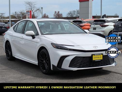 2025 Toyota Camry SE