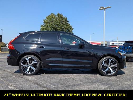 2023 Volvo XC60 B5 Ultimate Dark Theme