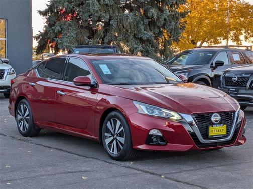 2020 Nissan Altima 2.5 SV