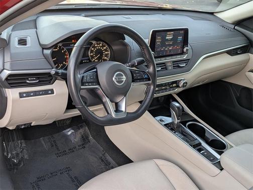 2020 Nissan Altima 2.5 SV