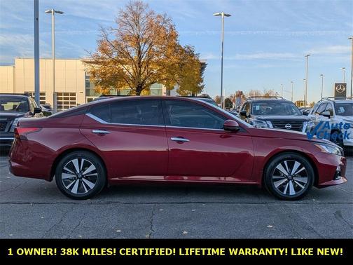 2020 Nissan Altima 2.5 SV