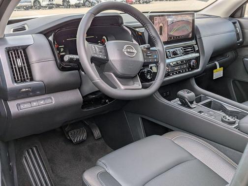 Super Black 2026 Nissan Pathfinder SL