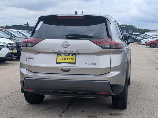 2025 Nissan Rogue SL