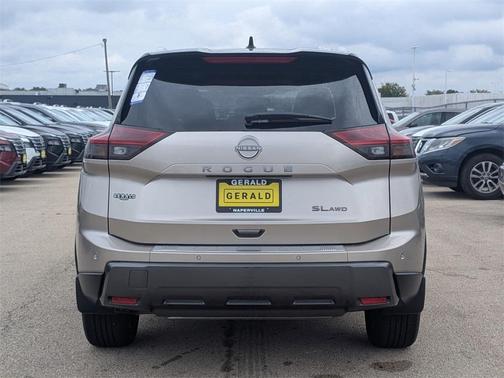 2025 Nissan Rogue SL