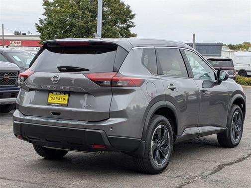 2025 Nissan Rogue SV