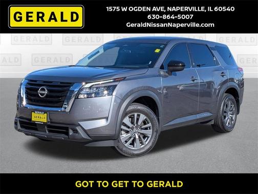 2023 Nissan Pathfinder S