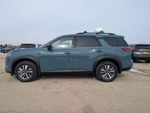 Baltic Teal 2026 Nissan Pathfinder SL