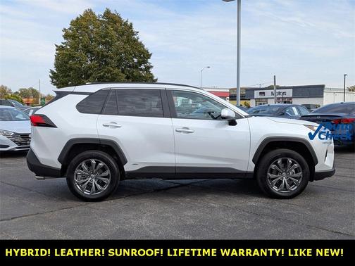 2024 Toyota RAV4 Hybrid XLE Premium