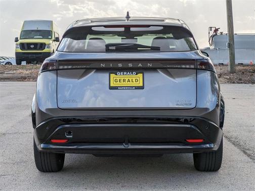 2025 Nissan ARIYA EVOLVE+