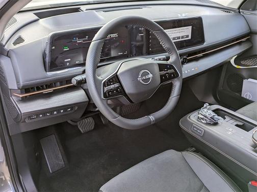 2025 Nissan ARIYA EVOLVE+