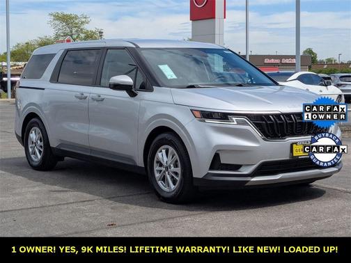 2023 Kia Carnival LX