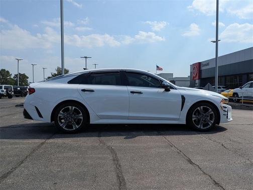 2023 Kia K5 EX